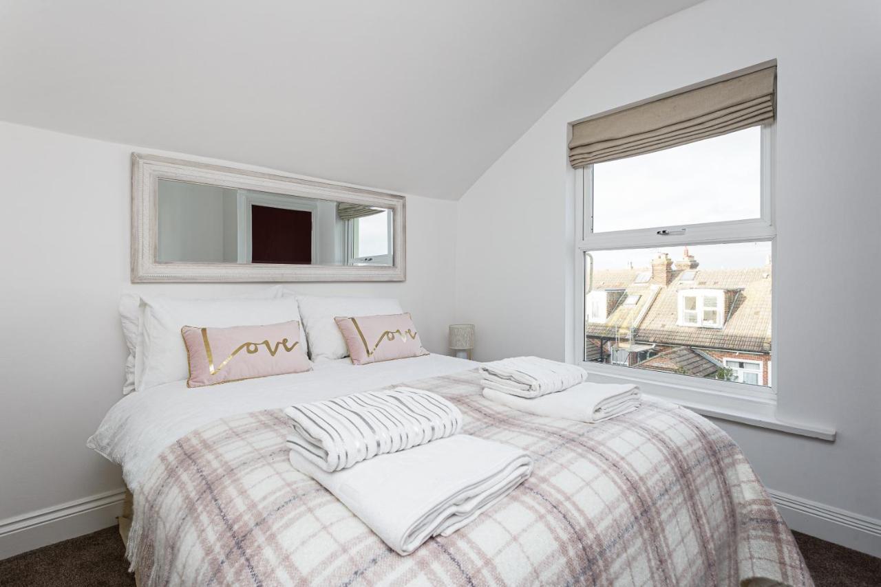 Luxury Granada Apartments - 1 & 2 Bed Flats W Free Parking Perfect For Contractors, Students Near The Beach Portsmouth Exterior foto