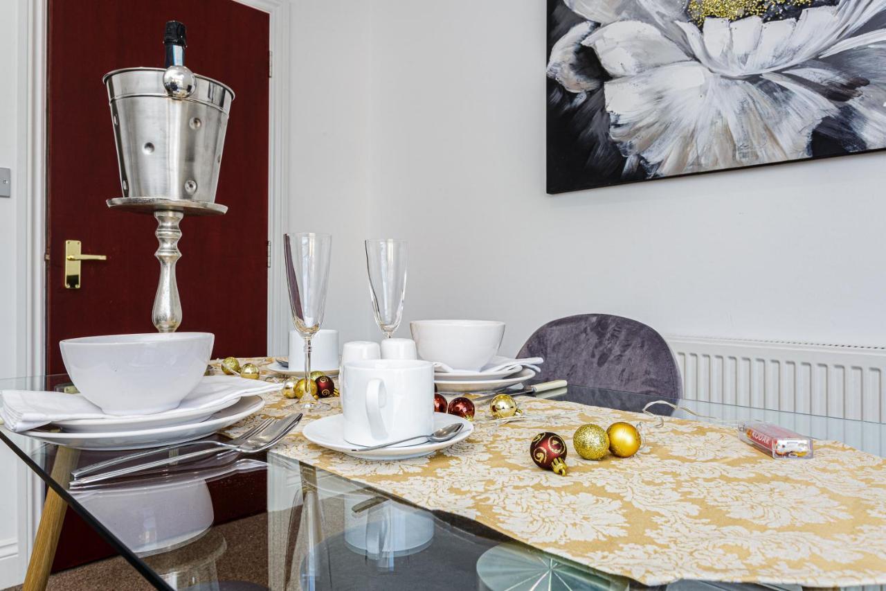Luxury Granada Apartments - 1 & 2 Bed Flats W Free Parking Perfect For Contractors, Students Near The Beach Portsmouth Exterior foto