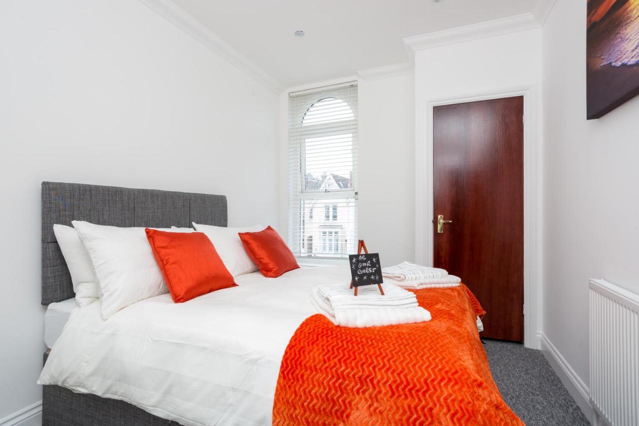 Luxury Granada Apartments - 1 & 2 Bed Flats W Free Parking Perfect For Contractors, Students Near The Beach Portsmouth Habitación foto